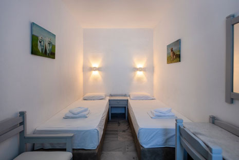 Οικογενειακό τετράκλινο δωμάτιο στο ξενοδοχείο Αιγαίον