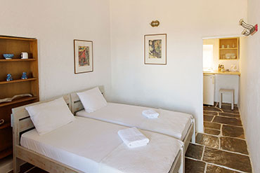 Στούντιο 3 - μονά κρεβάτια