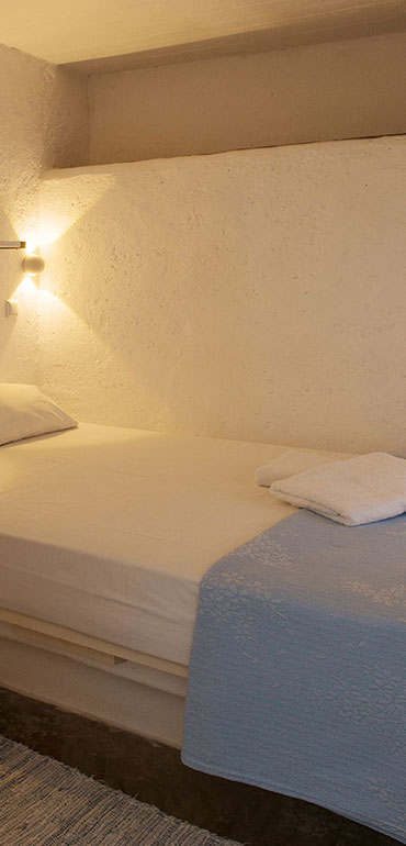 Στούντιο 4 - δωμάτιο με διπλό κρεβάτι