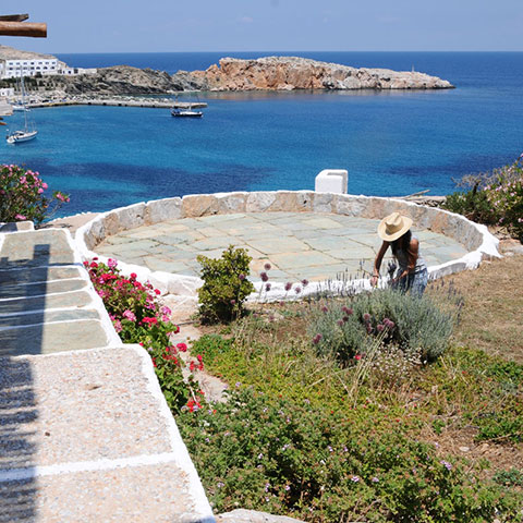 Θέα στη θάλασσα από τα Αλισιδερή στούντιο