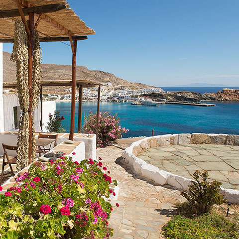 Θέα στη θάλασσα από το Αλισιδερή studios