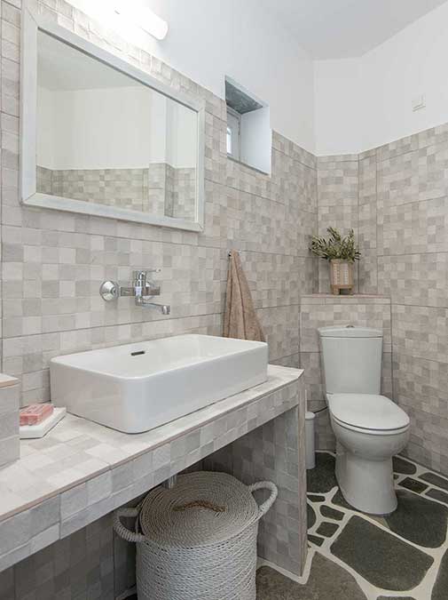 Το μπάνιο της κατοικίας Περιστερώνας