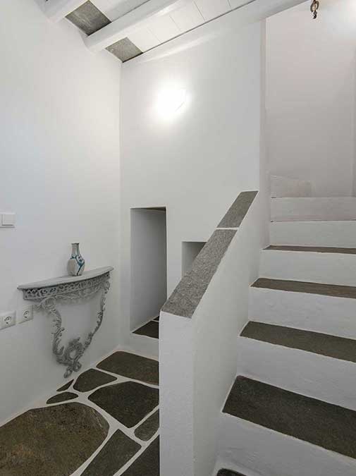 Το εσωτερικό της κατοικίας Περιστερώνας