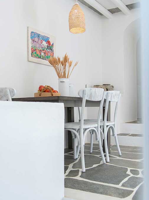 Τραπέζι φαγητού στον Περιστερώνα