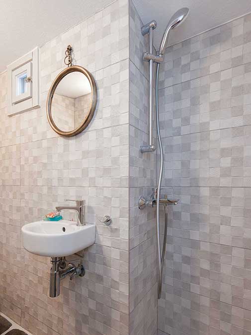 Το μπάνιο της κατοικίας Περιστερώνας