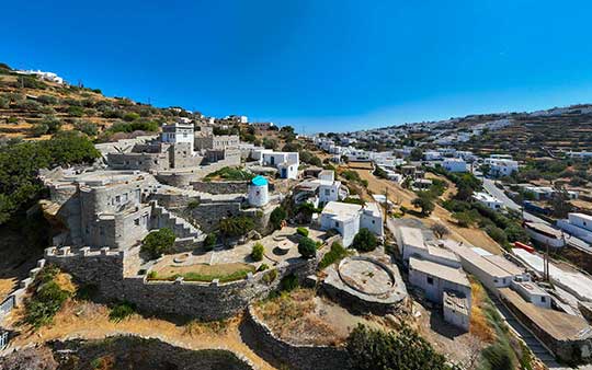 Το Art Houses στη Σίφνο από ψηλά