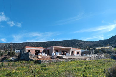 Ανακαινίσεις σε σπίτια στην Πάρο