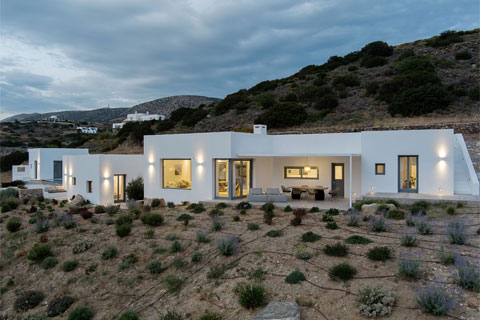 Κατασκευή ισόγειας κατοικίας στην Αγκαιριά Πάρου