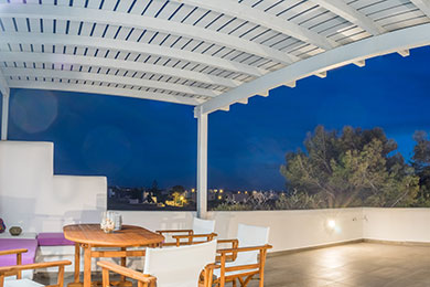 Ανακαινίσεις κτιρίων στην Πάρο