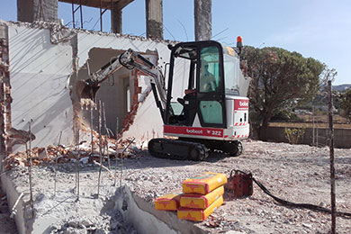 Ανακαινίσεις κατοικιών στην Πάρο