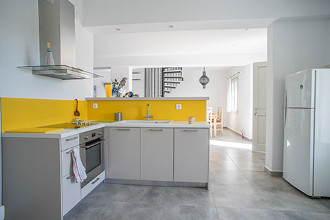 Εργασίες ανακαίνισης κατοικιών στην Πάρο