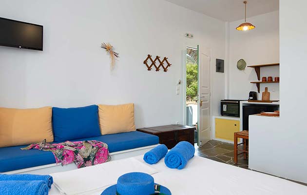 Madilides studios - Το εσωτερικό του στούντιο 1