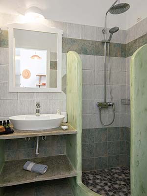 Το μπάνιο στο στούντιο 2