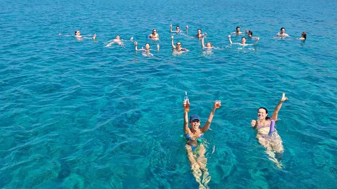 Swimming in Paros cruise