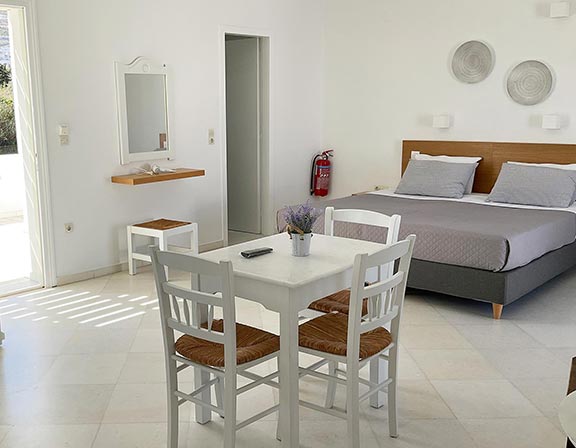 Ευρύχωρα στούντιος στην Πάρο