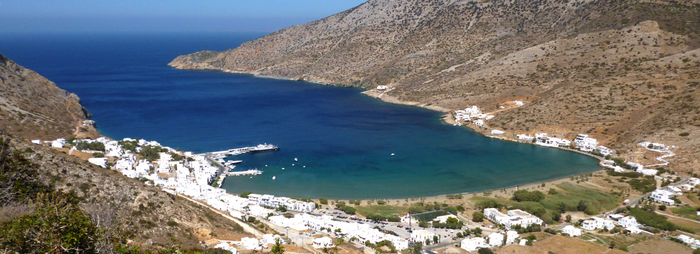 Δωμάτια και διαμερίσματα Μάκης στις Καμάρες της Σίφνου