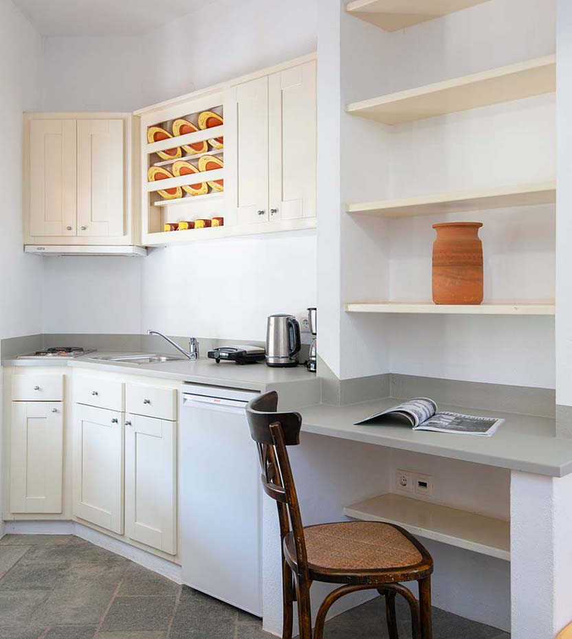 Η κουζίνα στο διαμέρισμα 1