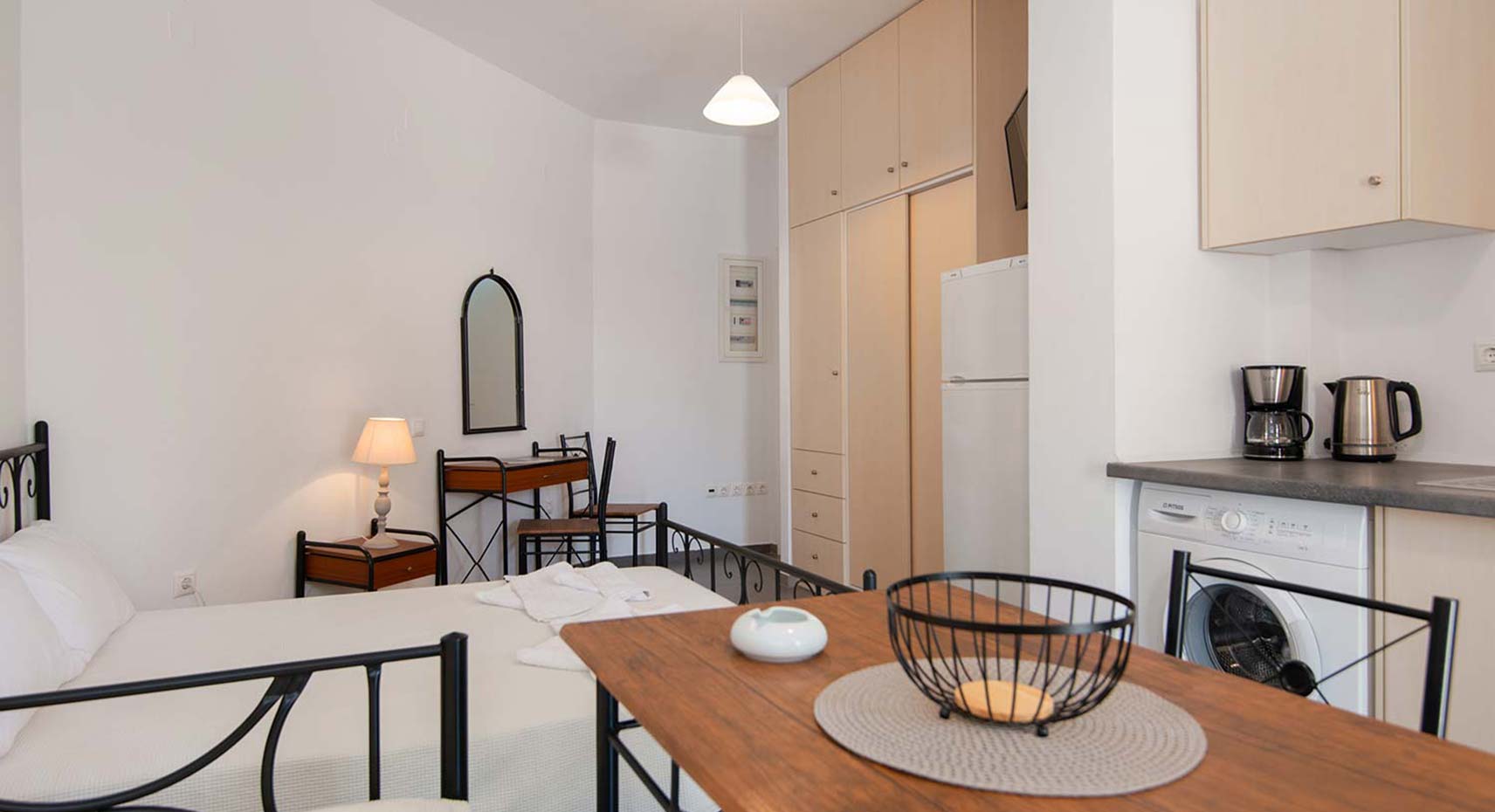 Το εσωτερικό στο διαμέρισμα 5